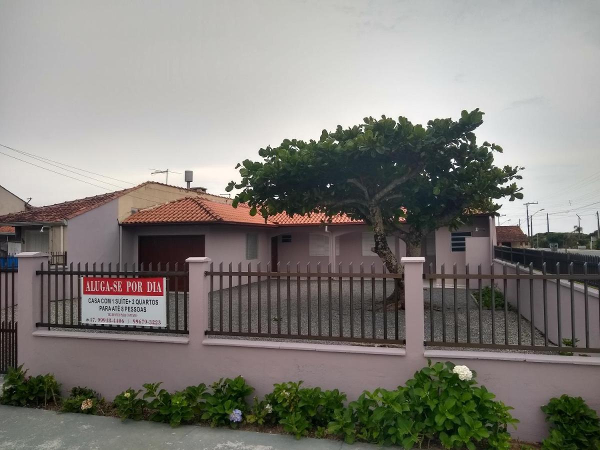 Casa Ampla A 50Metros Do Mar Βίλα Balneario Barra do Sul Εξωτερικό φωτογραφία