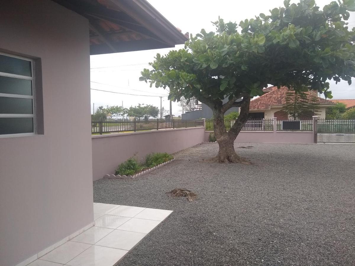 Casa Ampla A 50Metros Do Mar Βίλα Balneario Barra do Sul Εξωτερικό φωτογραφία